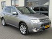 Mitsubishi Outlander - 2.0 PHEV Instyle+ Automaat Adaptive Cruise Lane Departure Warning - 1 - Thumbnail