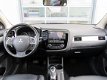 Mitsubishi Outlander - 2.0 PHEV Instyle+ Automaat Adaptive Cruise Lane Departure Warning - 1 - Thumbnail