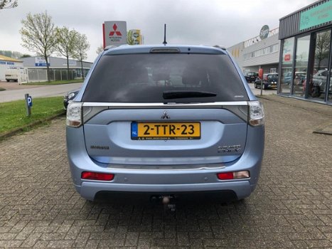 Mitsubishi Outlander - 2.0 PHEV 4WD Intense + - 1