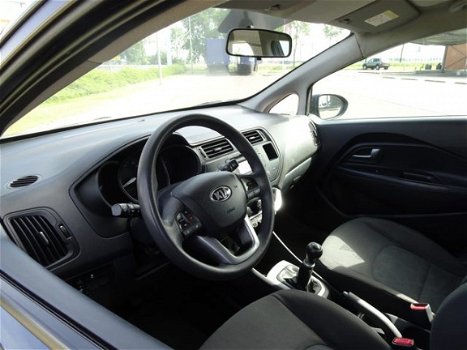 Kia Rio - 1.2 CVVT ComfortLine - 1