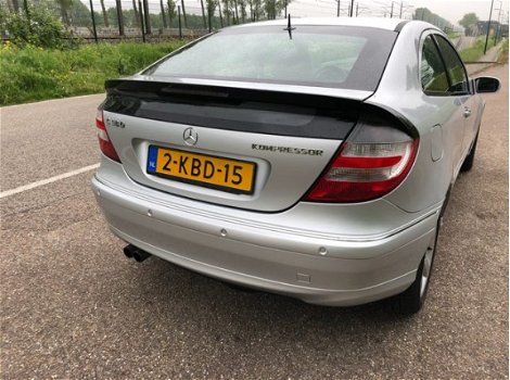 Mercedes-Benz C-klasse Sportcoupé - 180 K. Automaat / Airco ecc / Navi - 1