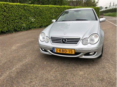 Mercedes-Benz C-klasse Sportcoupé - 180 K. Automaat / Airco ecc / Navi - 1