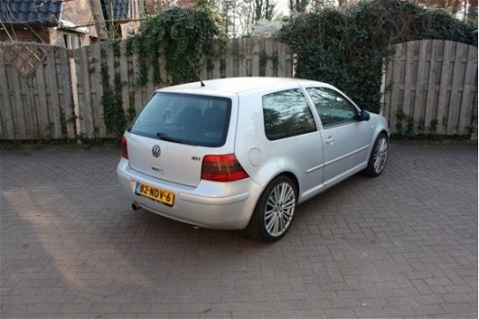 Volkswagen Golf - 1.8-5V Turbo GTI - 1