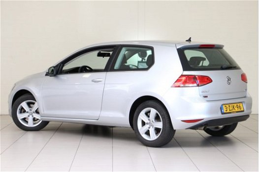 Volkswagen Golf - 1.2 Trendline | Automaat | 1e Eigenaar | Dealeronderhouden | Navigatie - 1