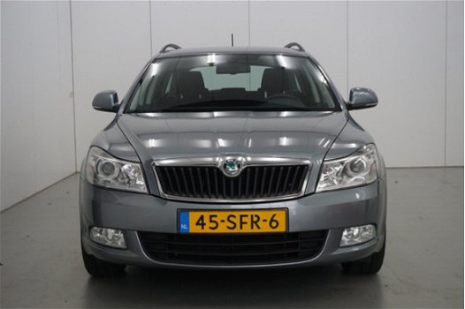 Skoda Octavia Combi - 1.2 TSI Ambition Business Line / Navigatie / Climate control / Cruise control - 1