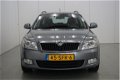 Skoda Octavia Combi - 1.2 TSI Ambition Business Line / Navigatie / Climate control / Cruise control - 1 - Thumbnail