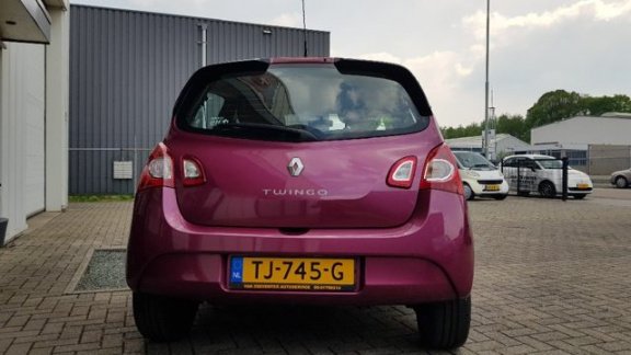 Renault Twingo - Parisiene - 1