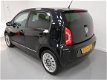 Volkswagen Up! - 1.0 Black UP 5 Deurs 10-2012 Airco, Navigatie, 16 - 1 - Thumbnail