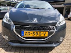 Peugeot 208 - 1.2 e-VTi Active *AUTOMAAT*AIRCO*PDC*AUDIO