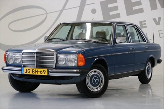 Mercedes-Benz 230 - E W123 - 1