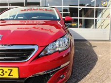 Peugeot 308 - 1.2 PureTech Active (Panoramadak, Navigatie, Park.Sensoren, Bluetooth, Glas Getint, Lm