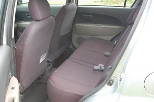 Daihatsu Sirion 2 - 1.3-16V Comfort APK tot 15-12-2020 - 1