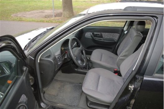 Seat Cordoba Vario - 1.4i SE Recent veel onderhoud gehad APK tot 05-2019 - 1