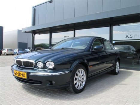 Jaguar X-type - 2.5 v6 Aut. Leder 4WD Youngtimer 2002 - 1