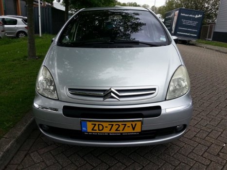 Citroën Xsara Picasso - 2.0i-16V Exclusive APK 12-2020 - 1