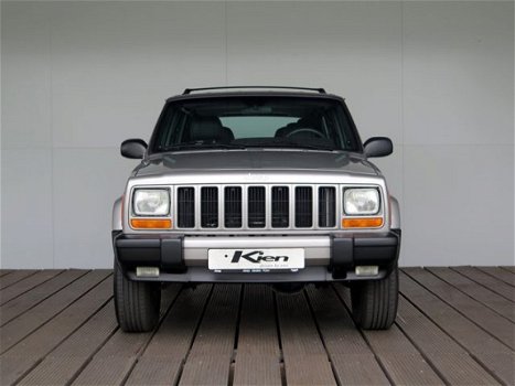 Jeep Cherokee - 4.0i 60th Anniversary / Youngtimer / Uiterst mooie staat - 1