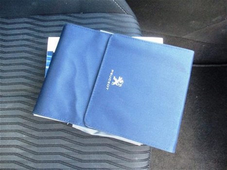 Peugeot 308 SW - 1.6 BlueHDI Blue Lease 1e eigenaar dealer NL auto navigatie - 1
