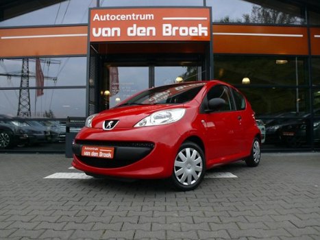 Peugeot 107 - 1.0-12V XR Nieuwe Apk Radio Cd - 1