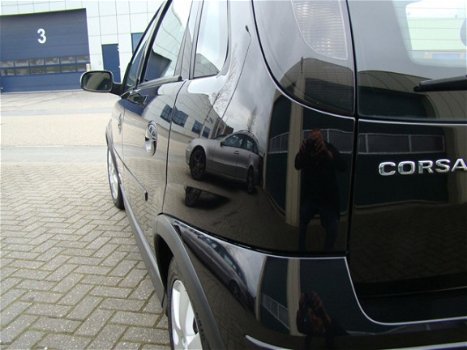 Opel Corsa - 1.4-16V Silverline Airco - 1