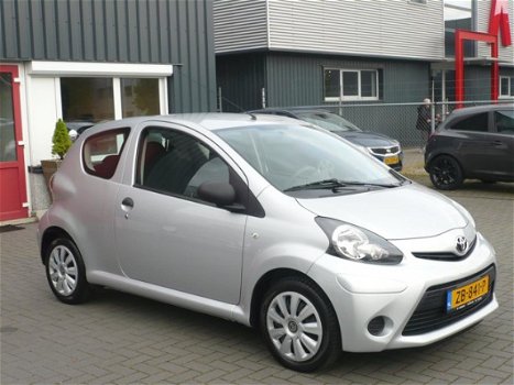 Toyota Aygo - 1.0 VVT-i Access , Airco, Elec.ramen, C.V - 1