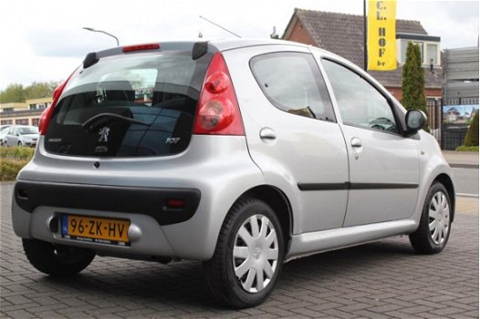 Peugeot 107 - 1.0-12V XS - 1