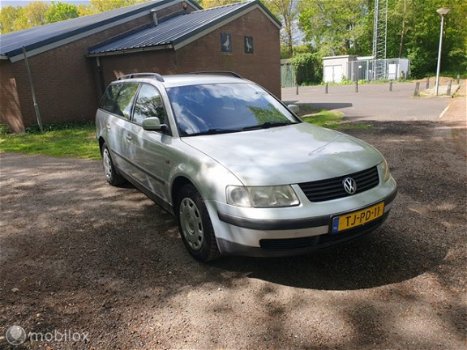 Volkswagen Passat Variant - B5 1.9 TDI Trendline - 1