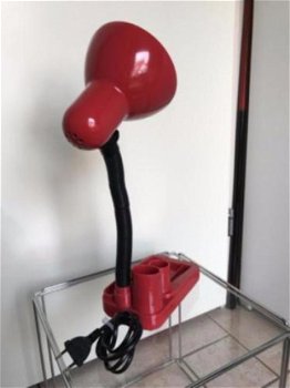 Vintage buro lamp rood met pennenbakje (seventies) flexibele buigbare hals. - 6