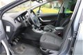 Peugeot 308 - SW 1.6 VTI 120pk XT ECC Airco/Cruise/Navi/Pano/Trekhaak - 1 - Thumbnail