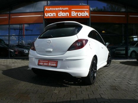 Opel Corsa - 1.2-16V Cosmo OPC-LINE Leder Airco 17