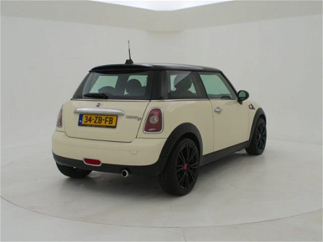 Mini Mini Cooper - D 1.6 CHILI + XENON / 17 INCH LMV - 1