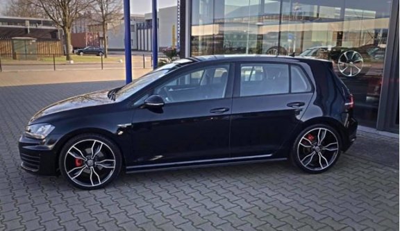 Volkswagen Golf - 1.6 TDI CUP Edition GTD *DSG-XENON-LED-78.000KM - 1