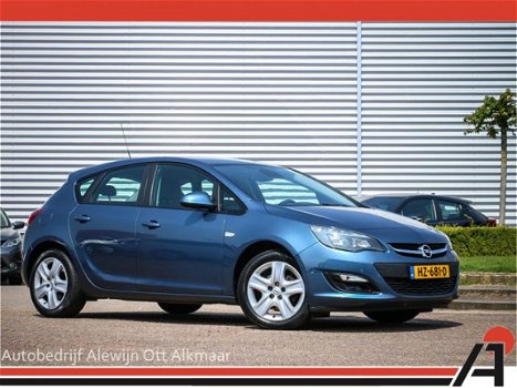 Opel Astra - 1.6 CDTi Business + 5-DEURS, Comfort pakket, Parkeer pakket, Bluetooth - 1