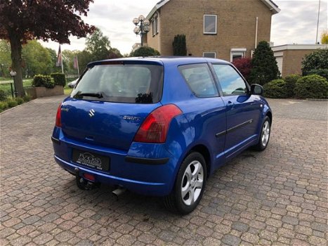 Suzuki Swift - 1.3 Exclusive - 1