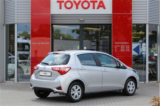 Toyota Yaris - 1.0 VVT-i Active *VOORRAAD VOORDEEL / NIEUWE AUTO - 1