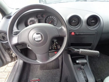 Seat Ibiza - 1.4 Automaat met Invalide aanpassing - 1