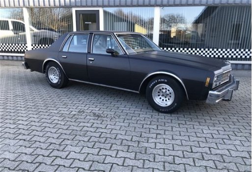 Chevrolet Impala - Caprice V8 5.7 Wegenbelastingvrij - 1