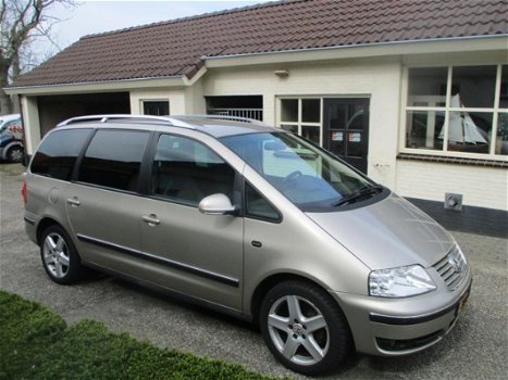 Volkswagen Sharan - Keurige nette 2.0 TDI 7 Persoons, 7-2008 - 1