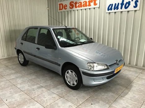 Peugeot 106 - 1.1 XRX inclusief nw apk - 1