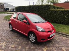 Toyota Aygo - 1.0-12V Comfort bj 2011 3DRS