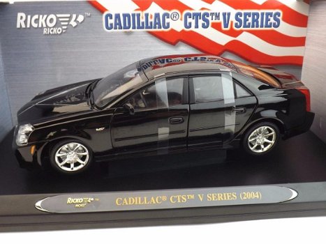 1:18 Ricko Cadillac CTS V series 2004 zwart - 2