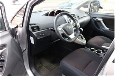 Toyota Verso - 1.8 VVT-i Business Navigatie Panoramadak Automaat 147pk