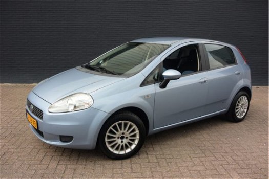 Fiat Grande Punto - 1.4 Dynamic AUTOMAAT, AIRCO - 1