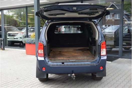 Nissan Pathfinder - 2.5 DCI SE IT A/T VAN - 1