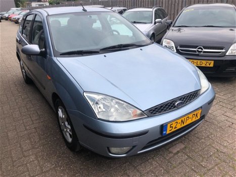 Ford Focus - 1.6-16V Collection - 1