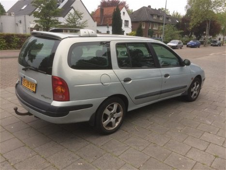 Renault Mégane Break - 1.6-16V Expression - 1