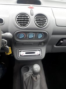 Renault Twingo - 1.2-16V Privilège -NIEUWE APK