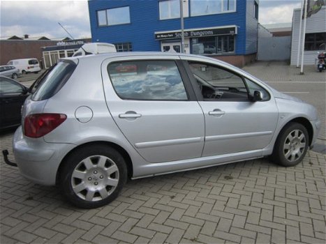 Peugeot 307 - 1.6-16V XSI - 1