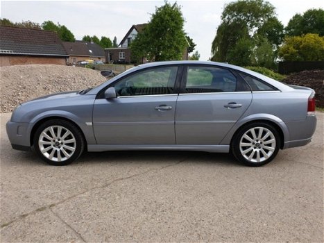 Opel Vectra GTS - 2.2-16V Elegance Nieuw apk - 1