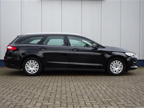 Ford Mondeo Wagon - 1.5 160 PK TREND / NAVIGATIE / TREKHAAK / CLIMATE CONTROL / BLUETOOTH / PARKEERS - 1