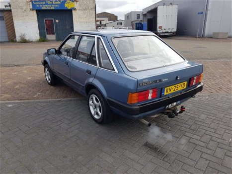 Ford Escort - 1.6 Bravo - 1